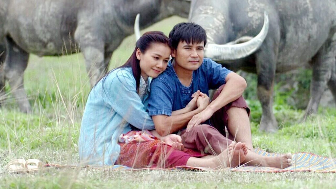 เจอหน้าทีไรก็ทะเลาะแต่พอ ไผ่-พงศธร ปลอบ ต่าย-อรทัย หวานใน “มงกุฎดอกหญ้า” ช่องวัน แฟนๆฟินเฟร่อพาเรตติ้งพุ่งปรี๊ดถึง 4.6 กวาดคนดู 18 ล้านคน กุ๊กกิ๊กถี่ๆไปเล้ย!