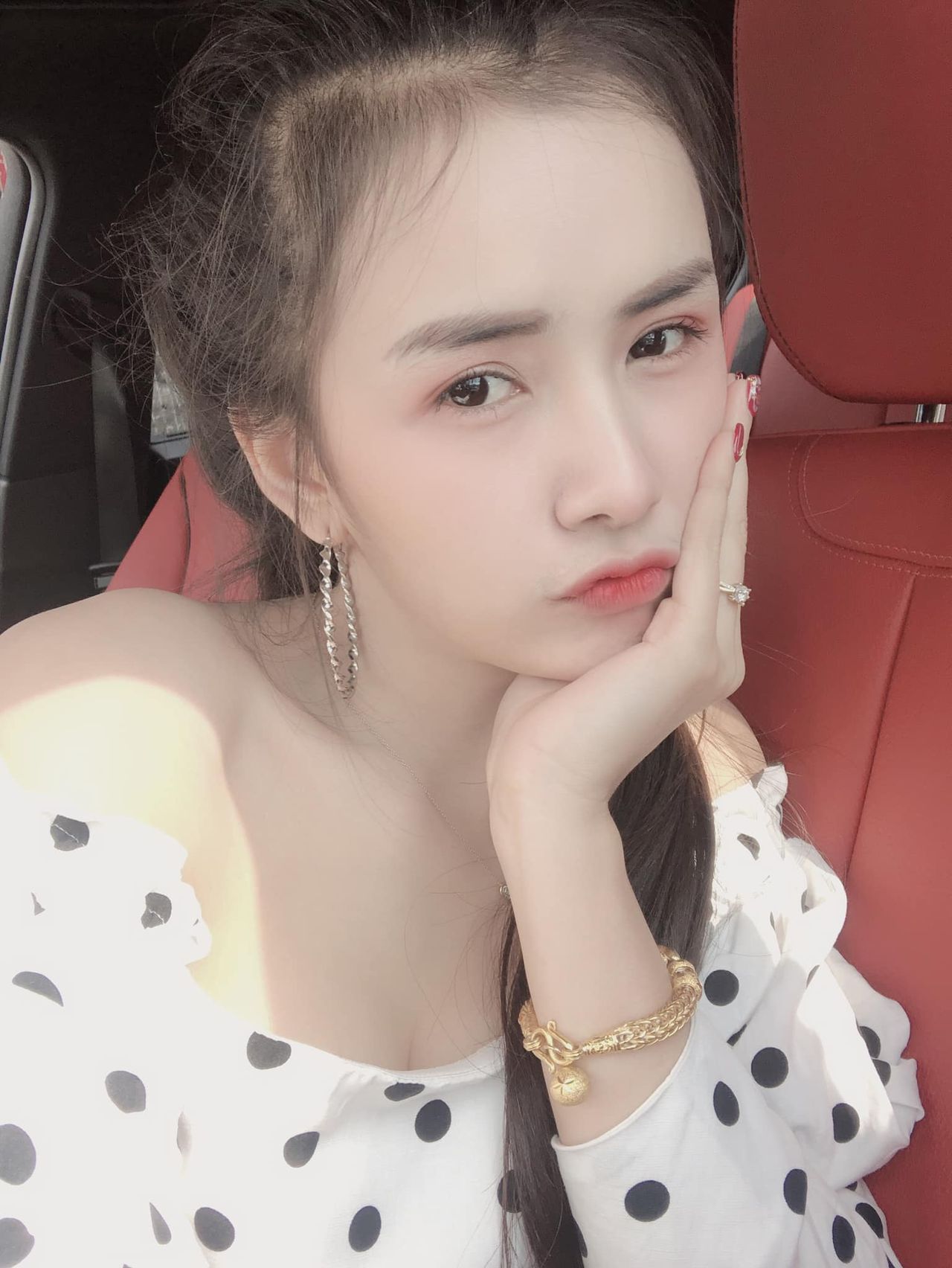 หนิง แฟนเก่าครูเต้ย