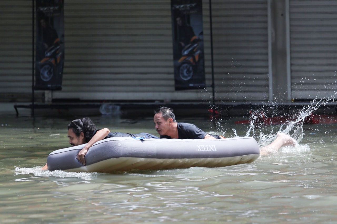 สนุกกันเลย