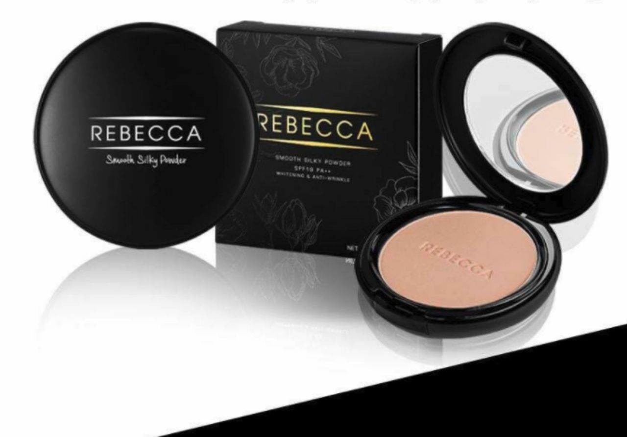 Rebecca Smooth Silky Powder SPF 18 PA++