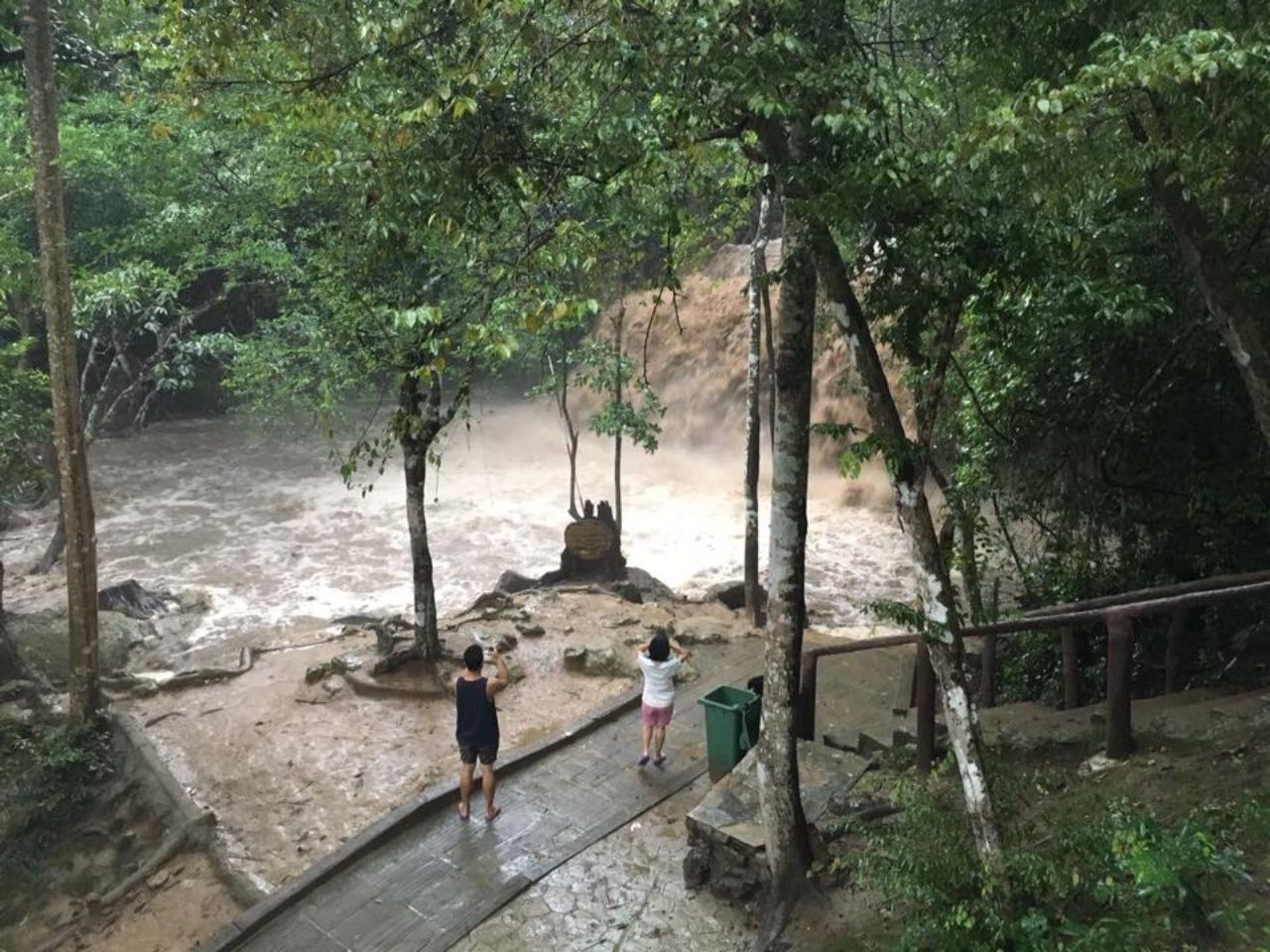 ภาพจาก : อุทยานเอราวัณ