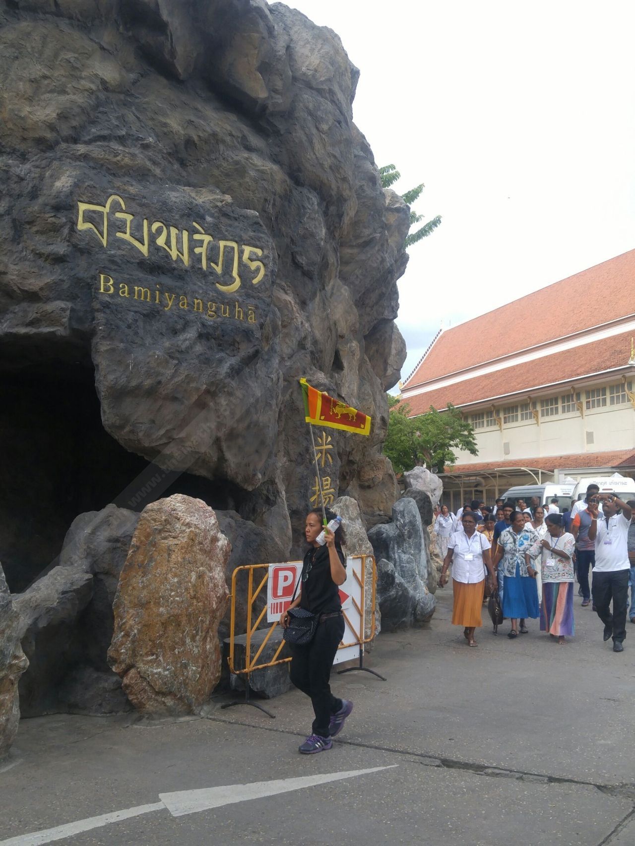 รายได้จากการท่องเที่ยวของวัดภูเขาทอง 