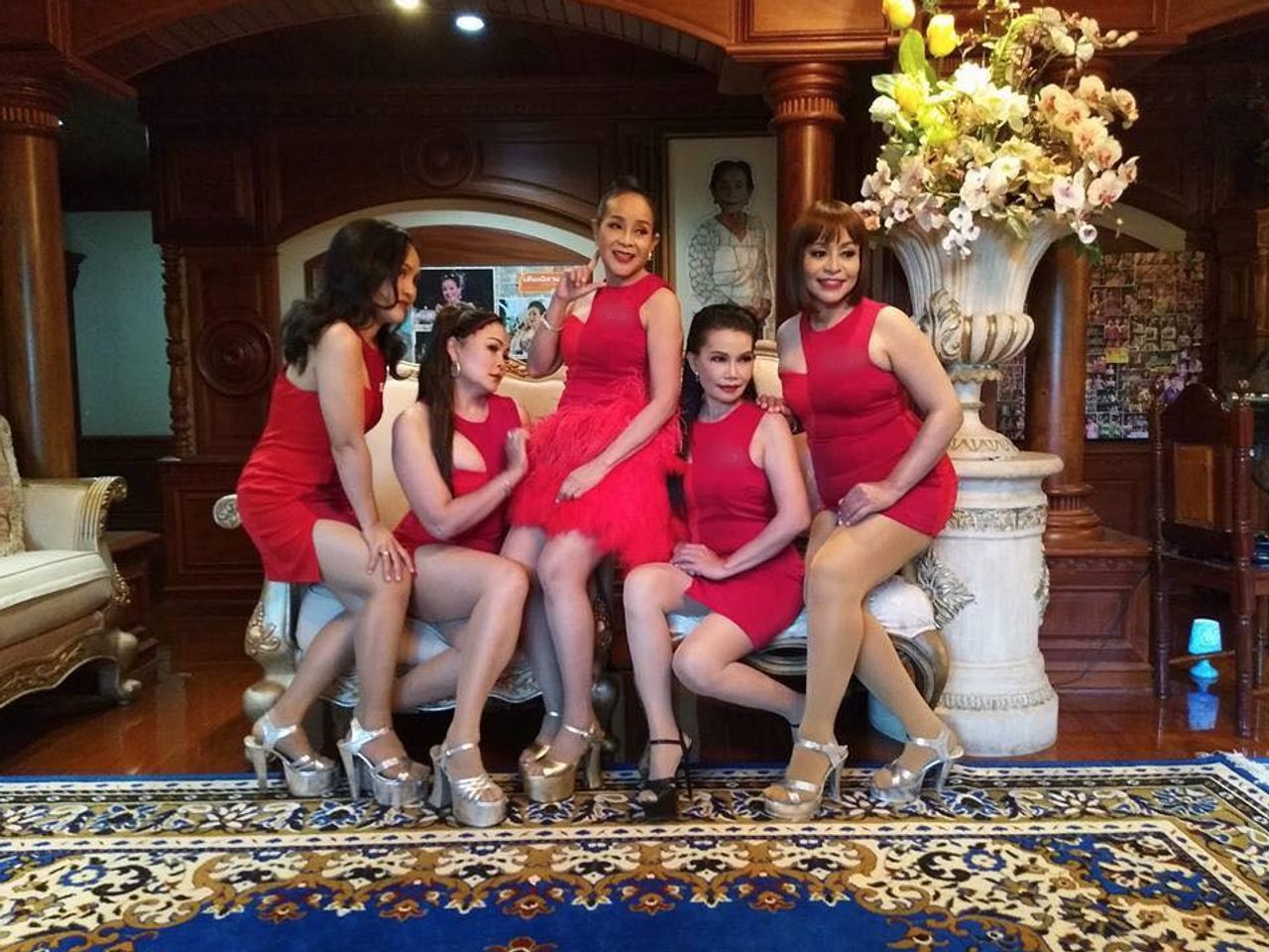 ภาพจากเฟซบุ๊กเสียงอิสาน นกน้อย อุไรพร 