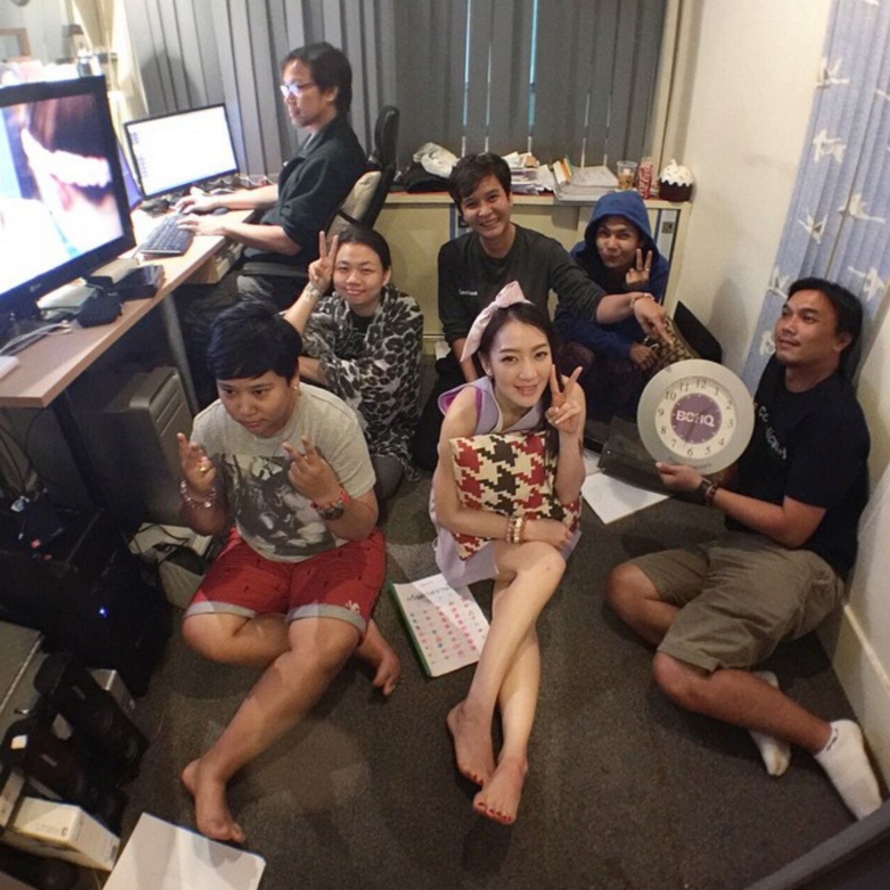 นอนห้องตัดต่อไปเลย