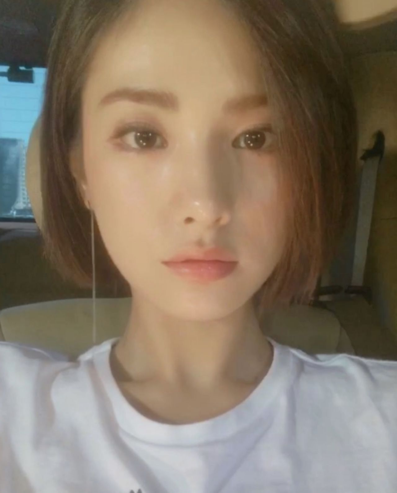 นานะลุคใสๆ 