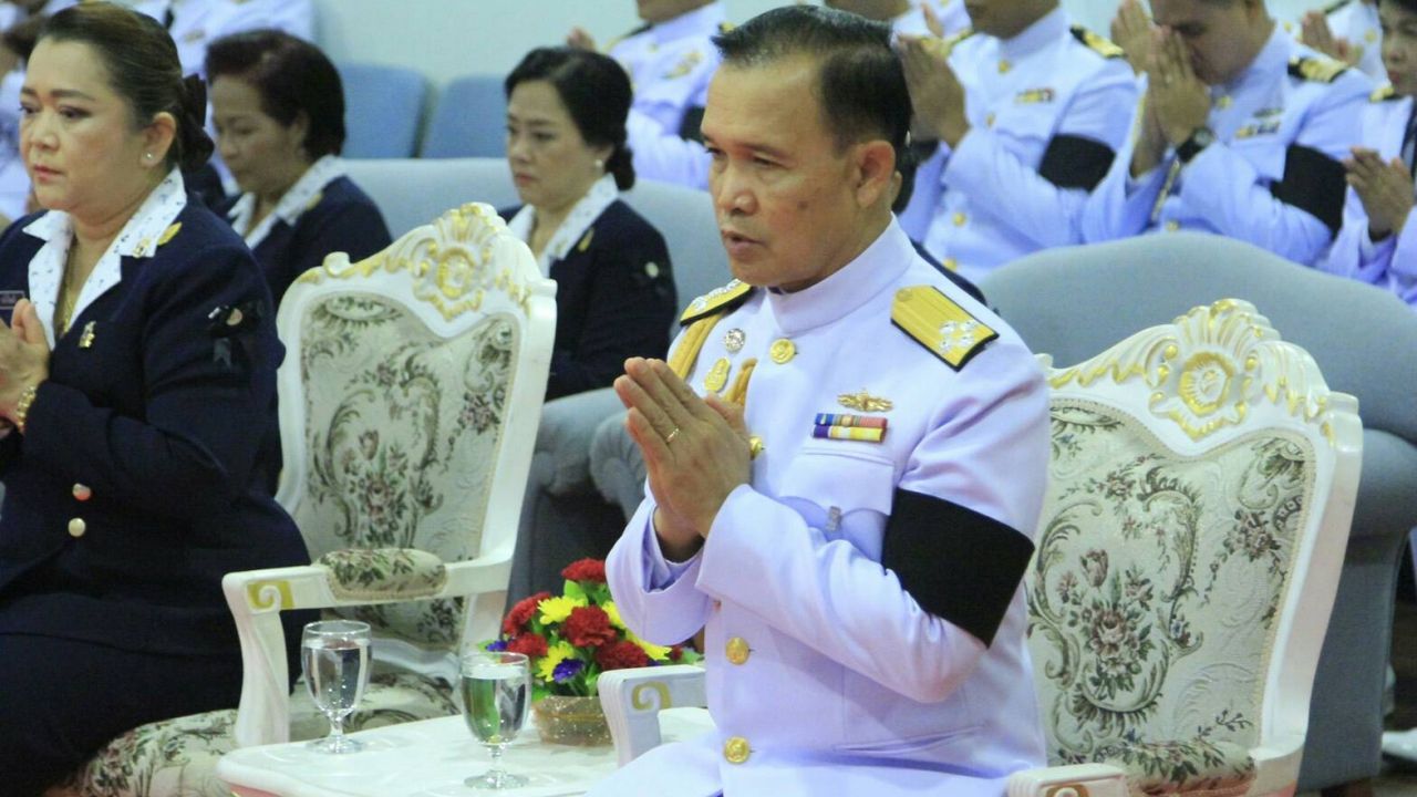 พล.ร.อ.สุชีพ หวังไมตรี