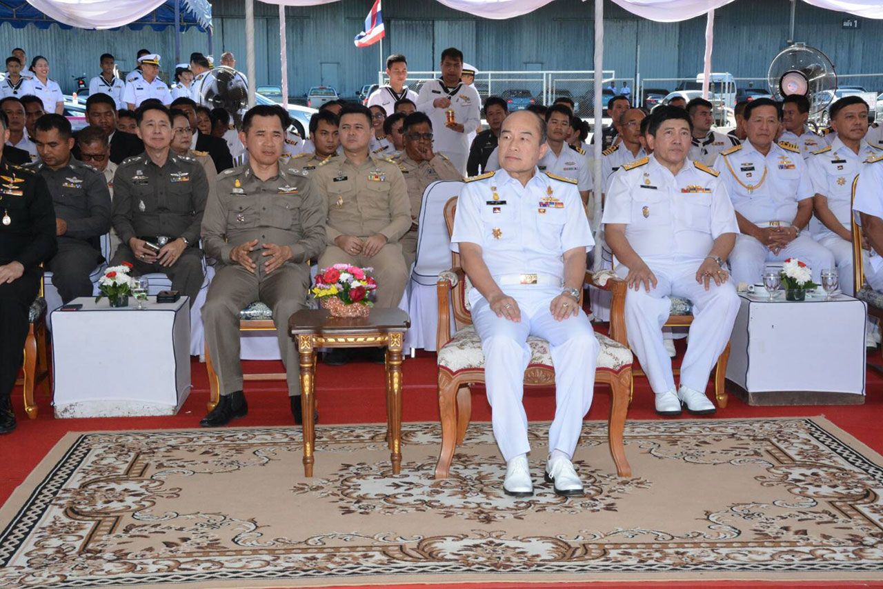 ท่าเรือพาณิชย์สัตหีบ - กองทัพเรือ