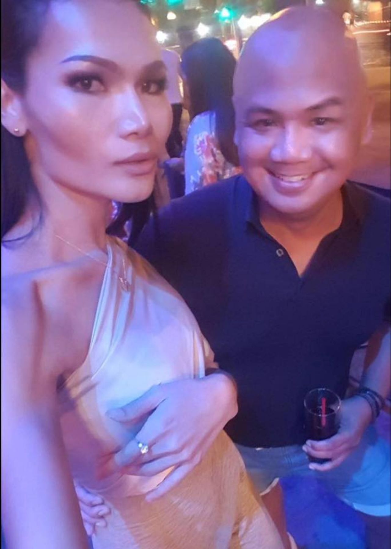 นางแบบข้ามเพศชาวไทยที่กำลังเด่นดัง มีมี่ พชรณัฏฐ โนบรรเทา กับ ซีซิลลิโอ้ อัสสันซิออน