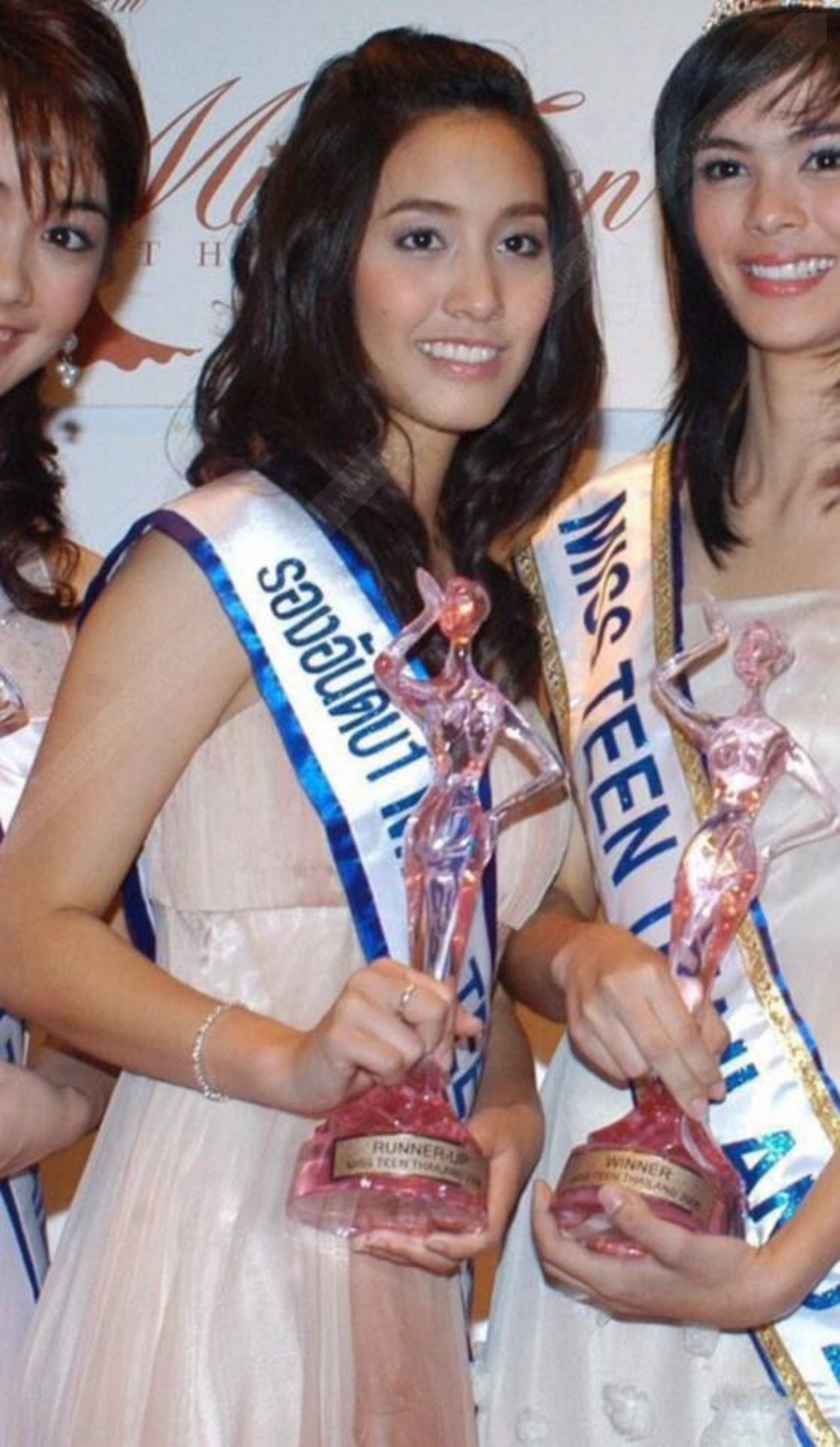 จำกันได้มั้ย มิน พีชญา สวยใสมาตั้งแต่วัยแตกเนื้อสาว 