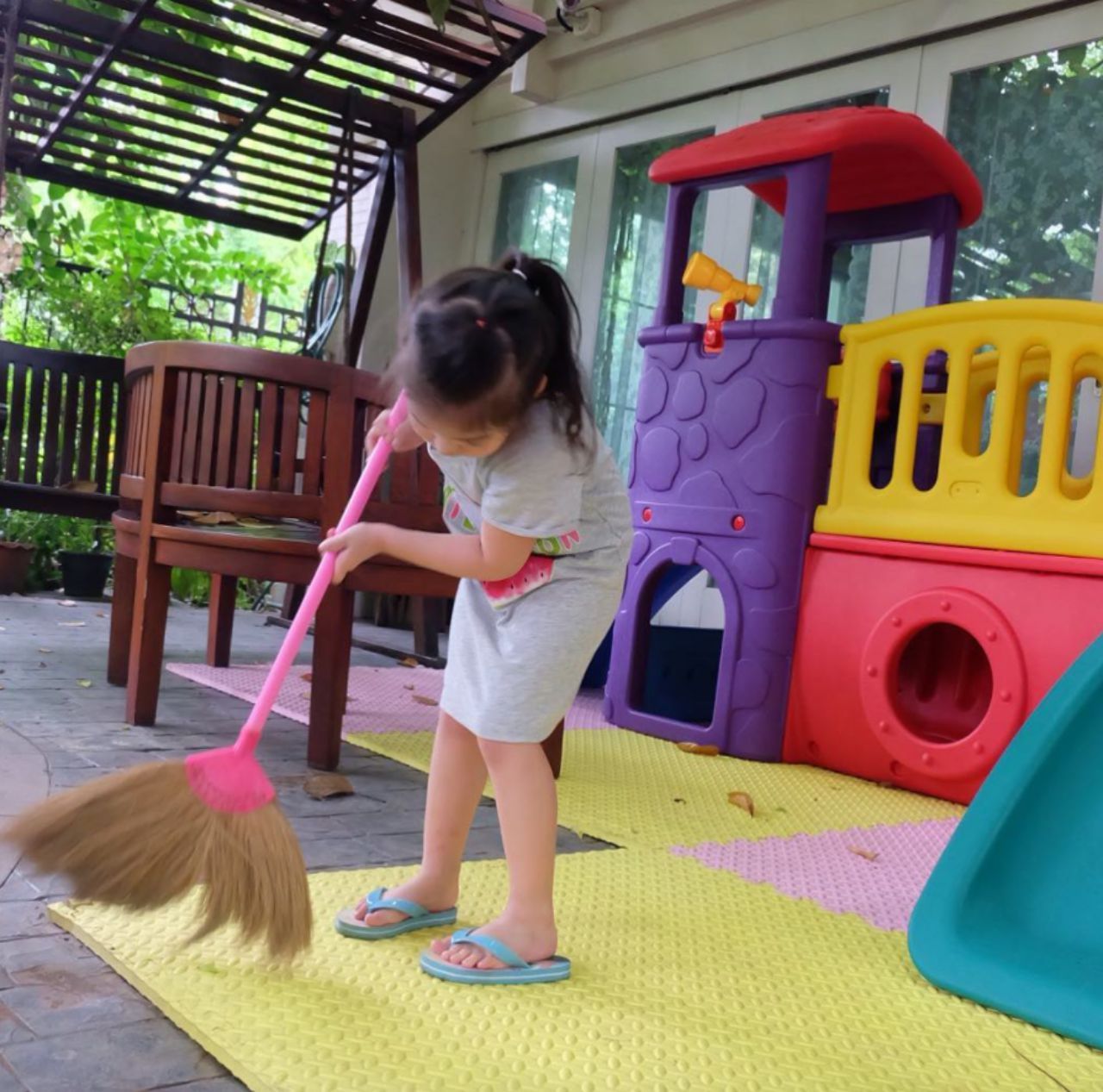 เล่นเองต้องเก็บเอง