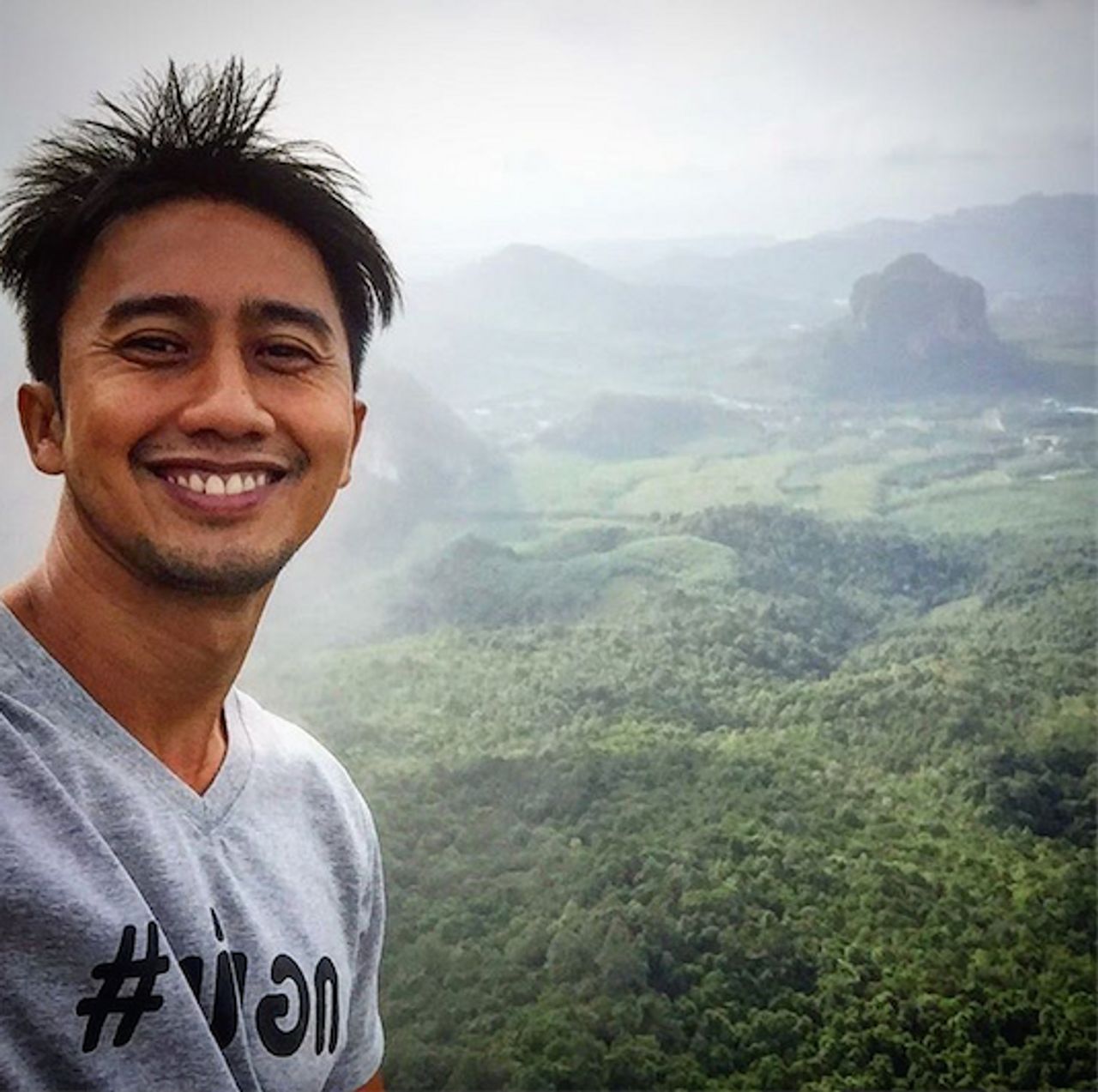 หนุ่ม อนุวัต ผู้ประกาศข่าวช่อง 7 