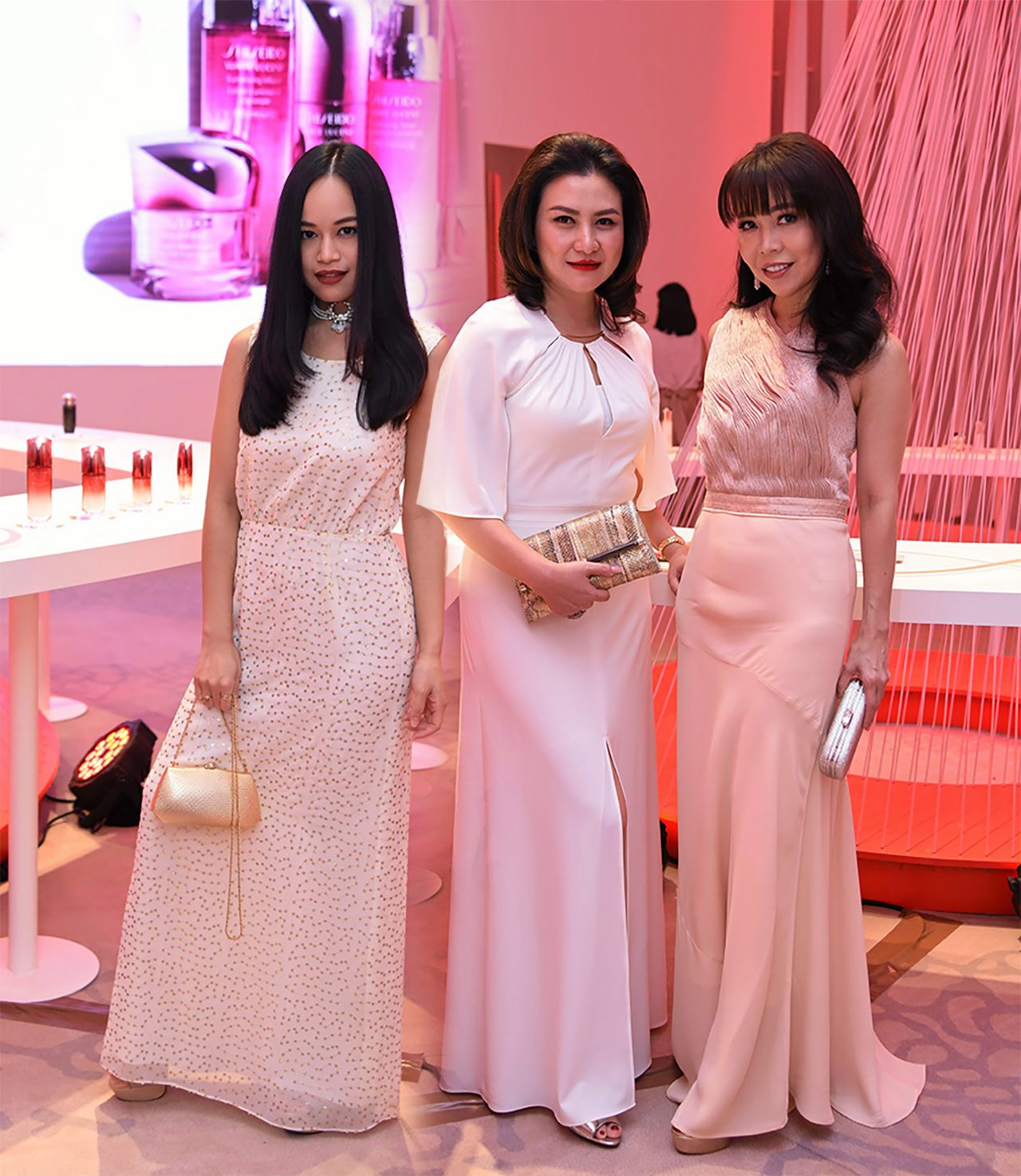 “ณัฏฐ์ประภา-กรองกาญจน์ ชุณหะวัณ” และชนัดดา จิราธิวัฒน์.