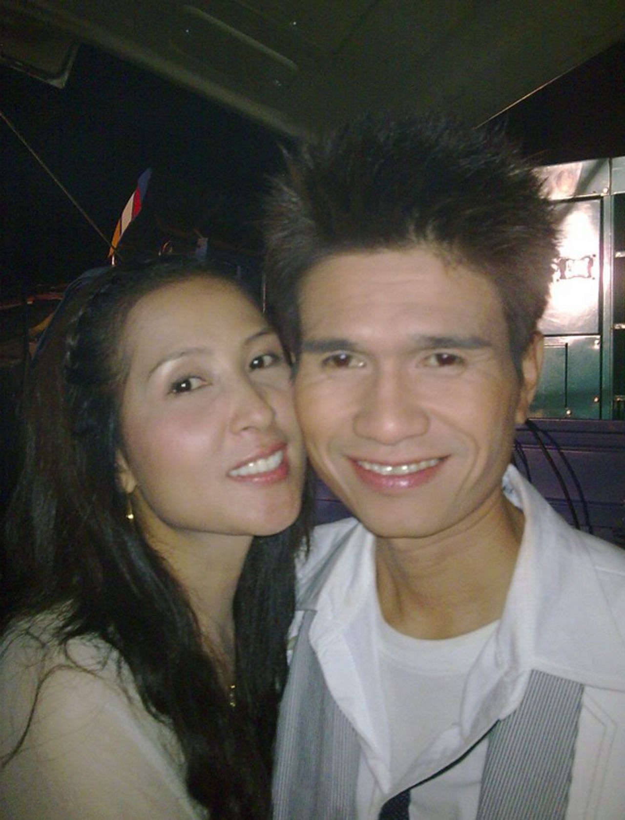 ปอยฝ้ายและคุณไมค์ภรรยา