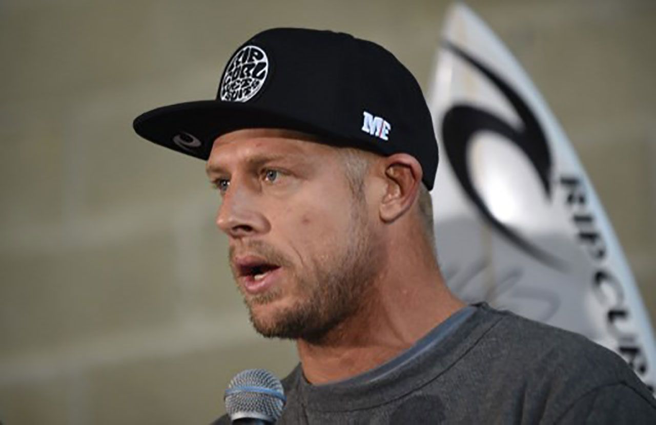 มิค แฟนนิ่ง นักแข่งเซิร์ฟ แชมป์โลก