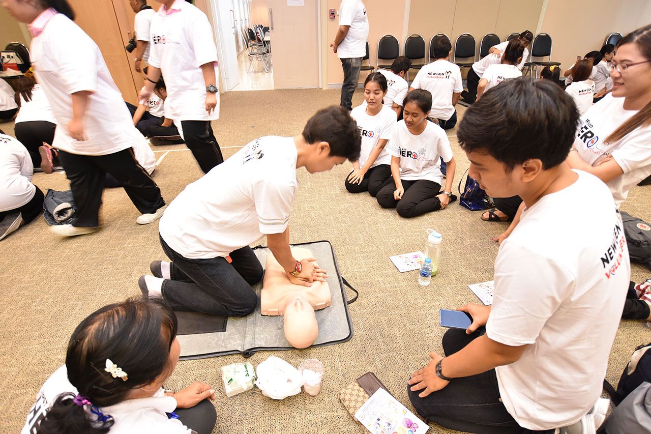 การเข้าอบรม CPR (ภาพจากสำนักยุวกาชาด สภากาชาดไทย)