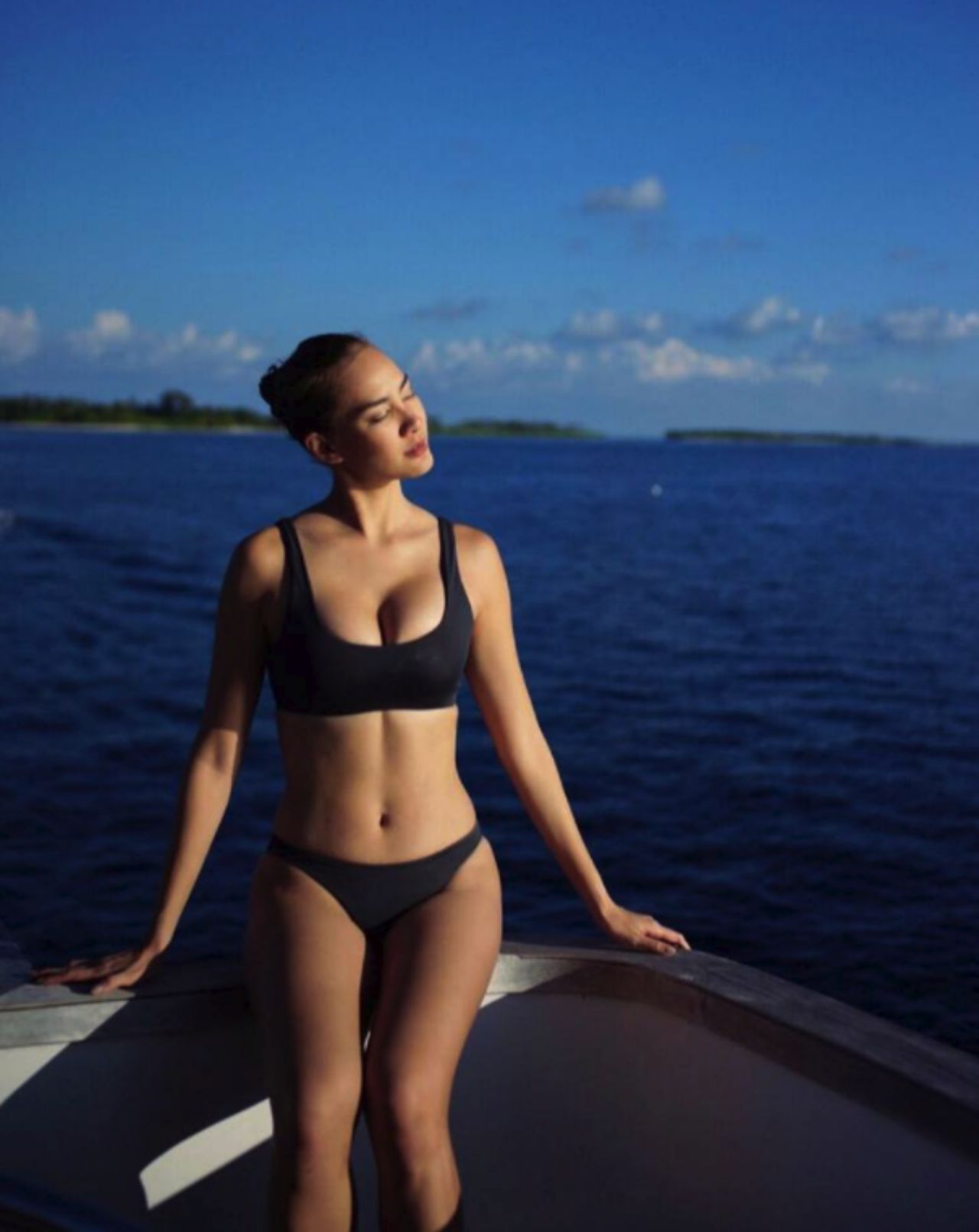 หุ่นแซ่บจริงๆ