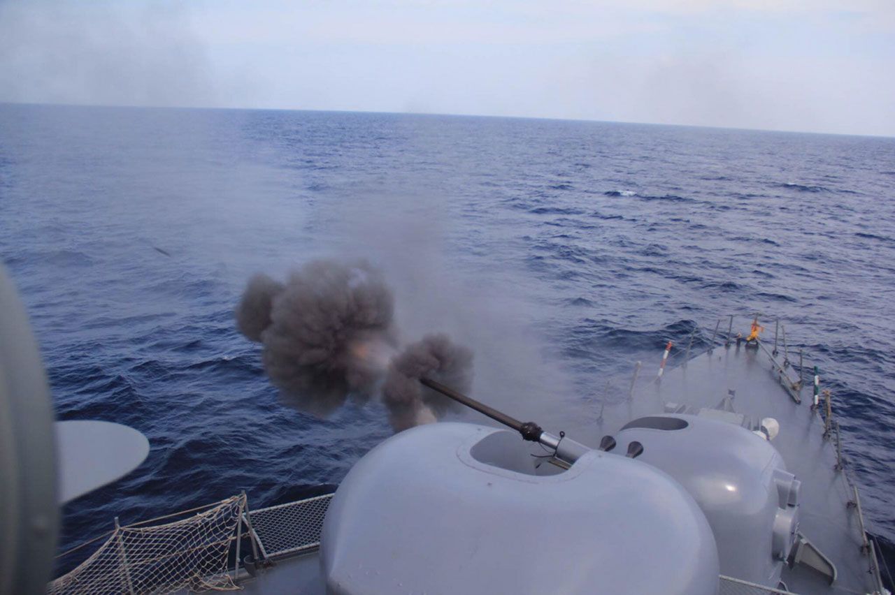 ซ้อมเหมือนจริง ยิงสนั่นกลางทะเล