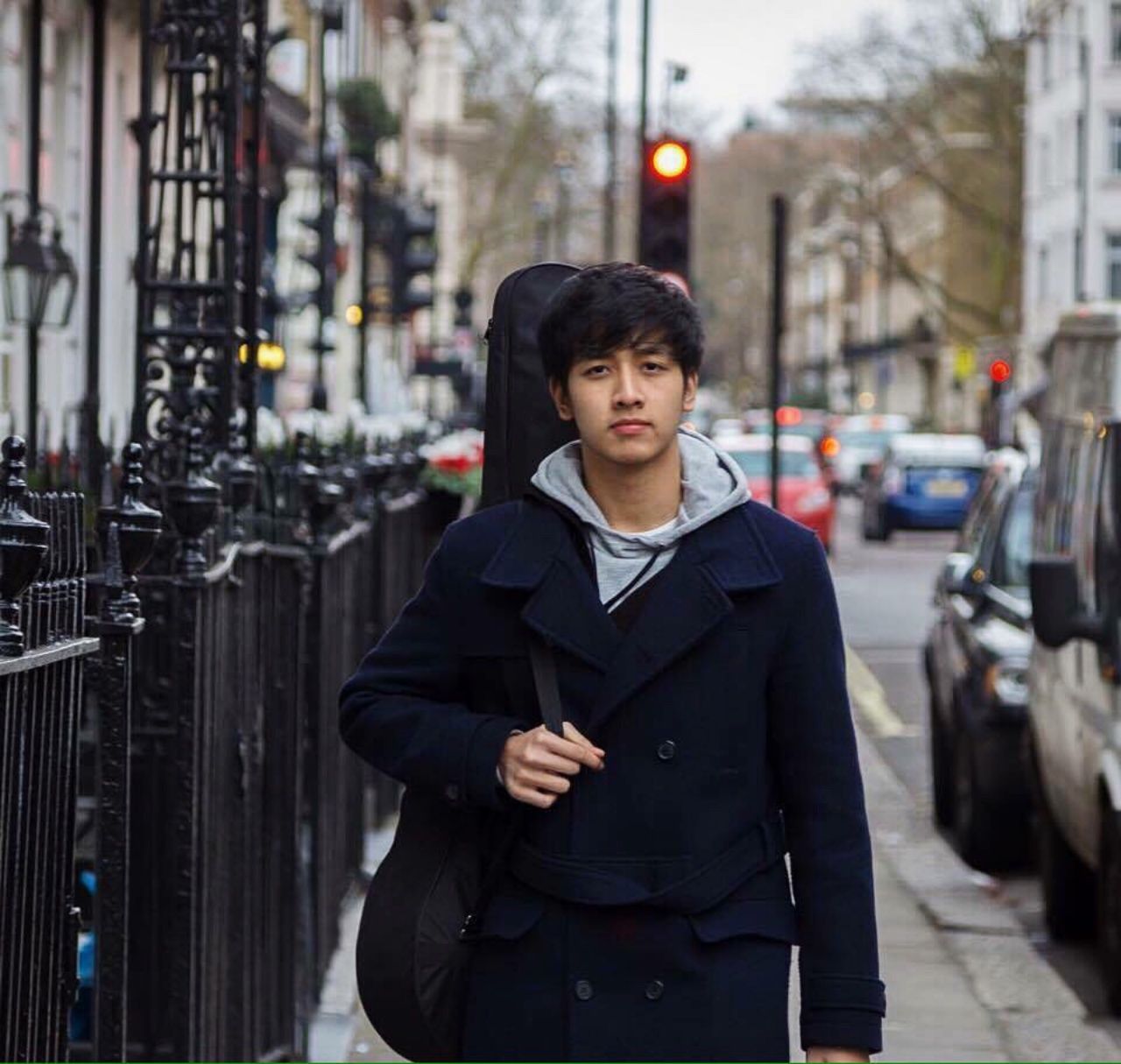 พีค กองทัพ ใสสุดๆ ช่วงอายุ 14 ปี ที่ลอนดอน อังกฤษ 