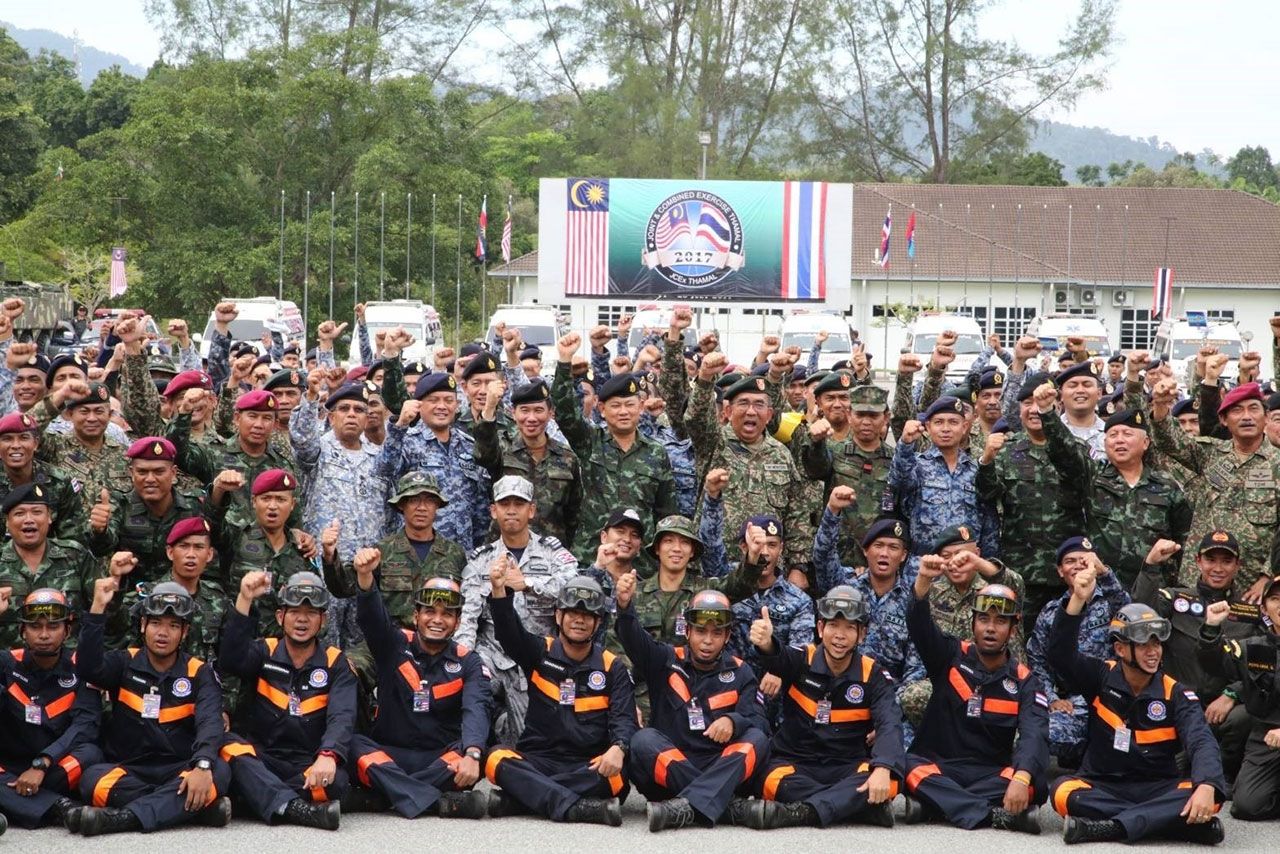 2กองทัพเฮฮาหลังฝีกจบ