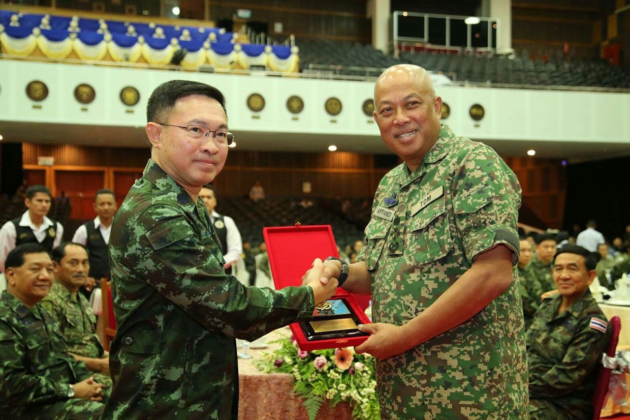 บิ๊กปุย - ผบ.สส.มาเลย์