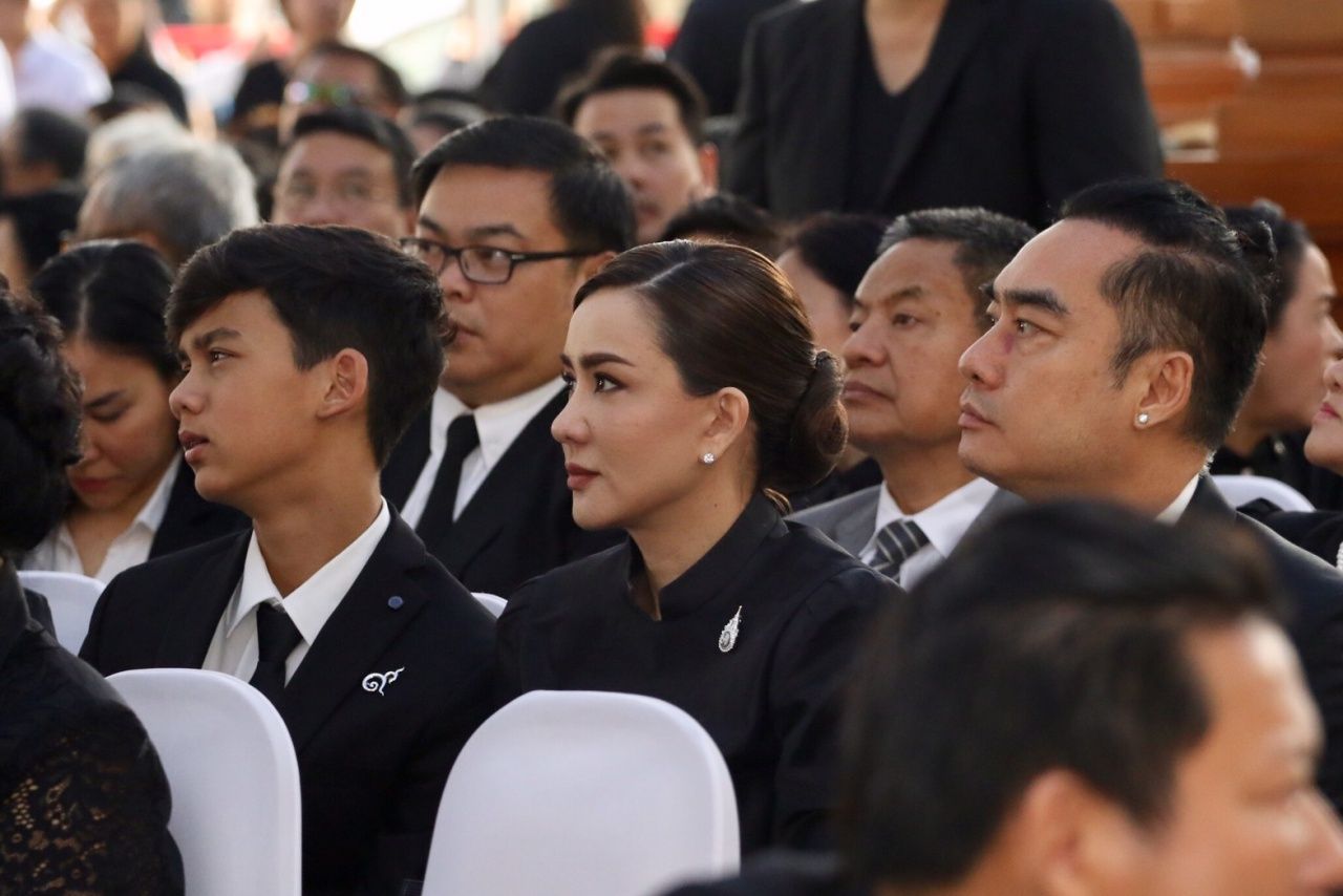 นิโคล และ น้องทิคเกอร์