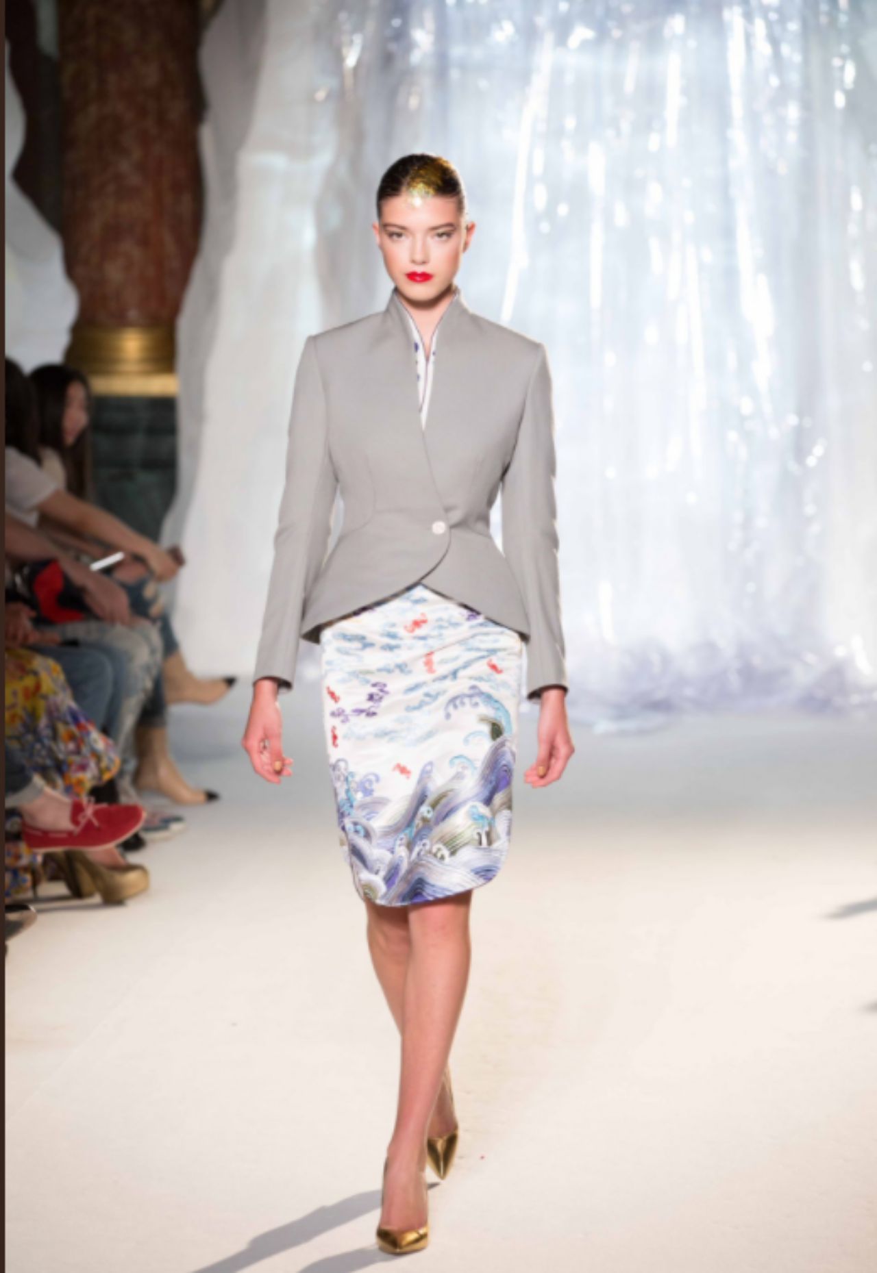 เปิดตัวบนรันเวย์  โอต์ กูตูร์ Paris Couture Week