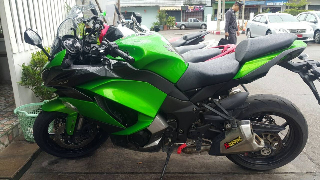 รถที่หลอกให้พยาบาลที่จีบดาวน์ให้