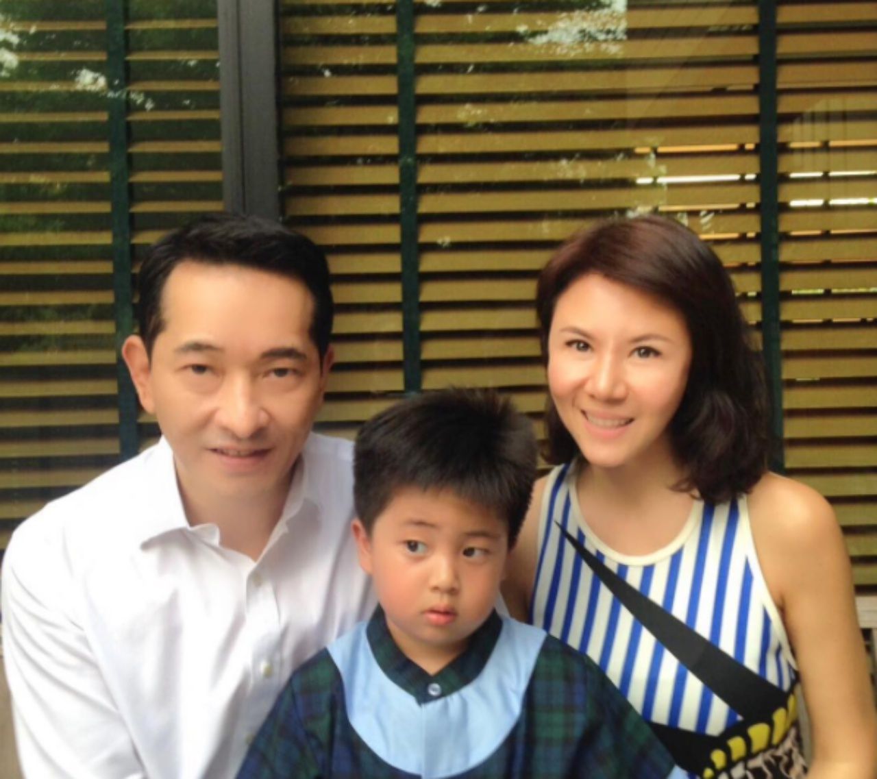 ครอบครัวอบอุ่น