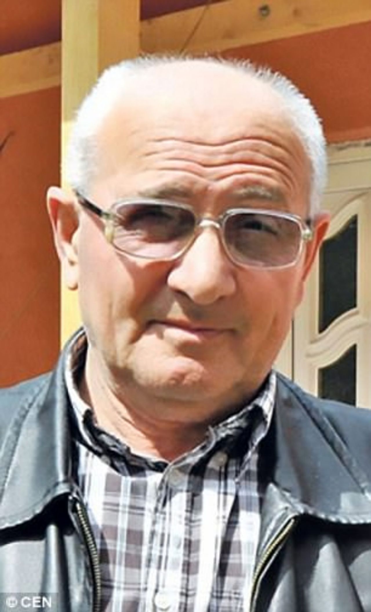 นายเซอร์รีฟ โนวอิก ได้ใช้คำว่าพ่อเพียง 1 วัน