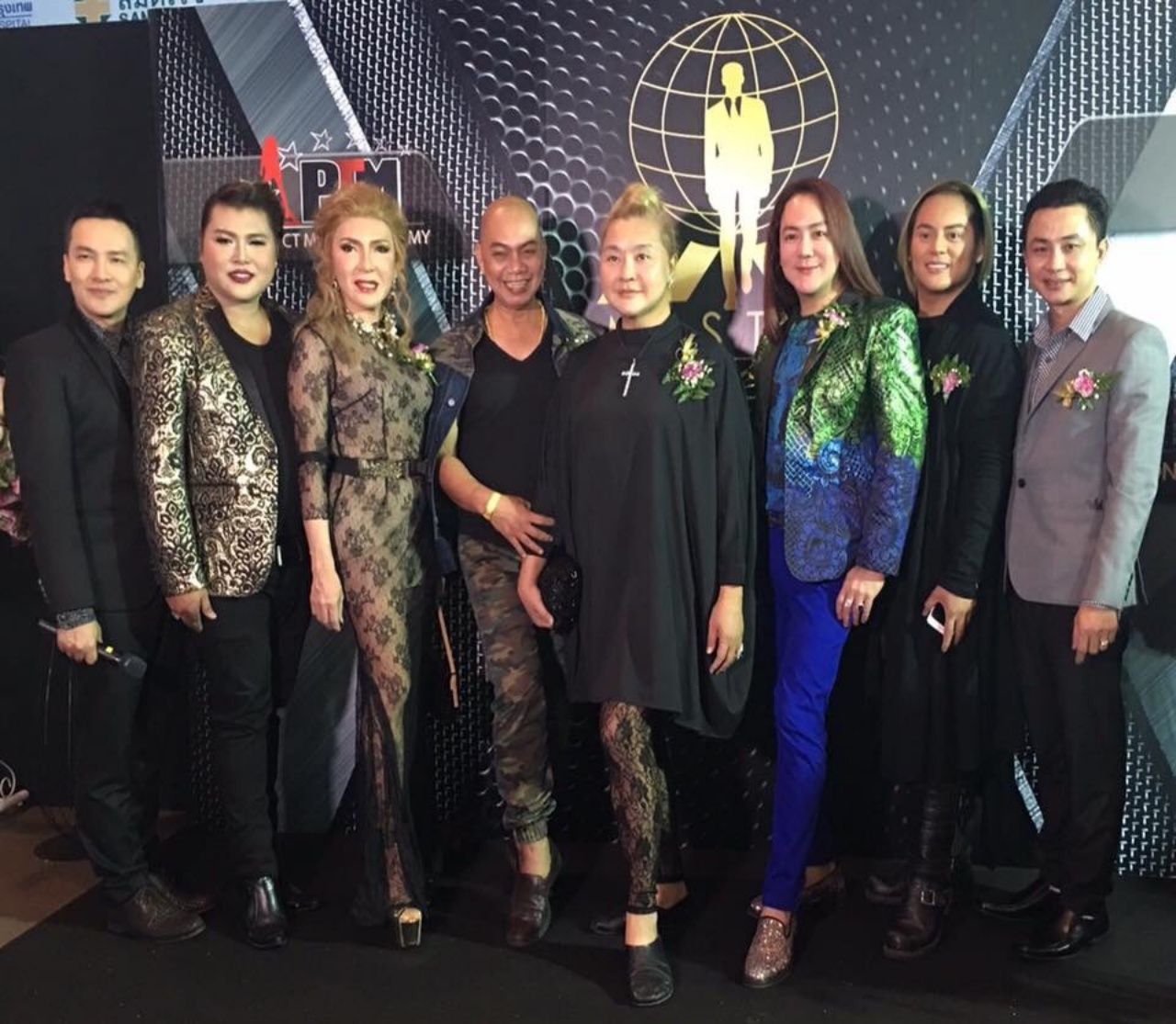 ทีมคณะกรรมการร่วมตัดสิน