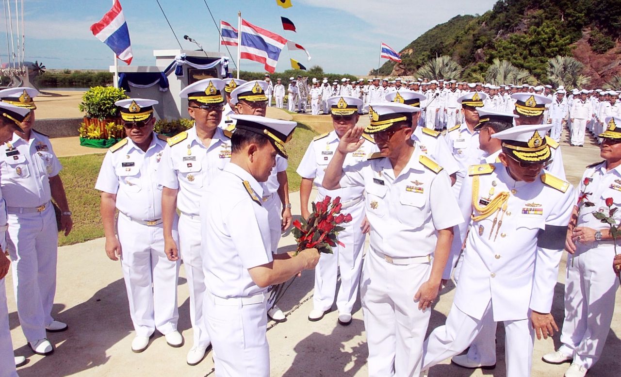 เตรียมกลับสู่พลเรือนเต็มขั้น