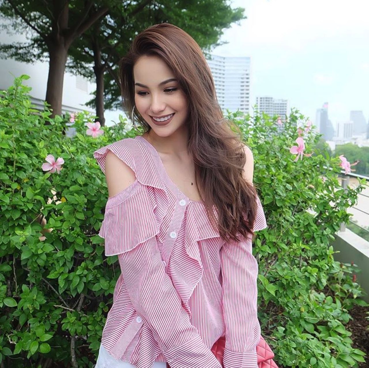 ยิ้มหวานๆ