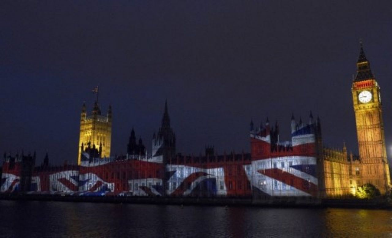 หอคอยเอลิซาเบธ ตั้งตระหง่านอยู่คู่กับราชวงศ์อังกฤษมานานถึง 6 รัชกาลแล้ว