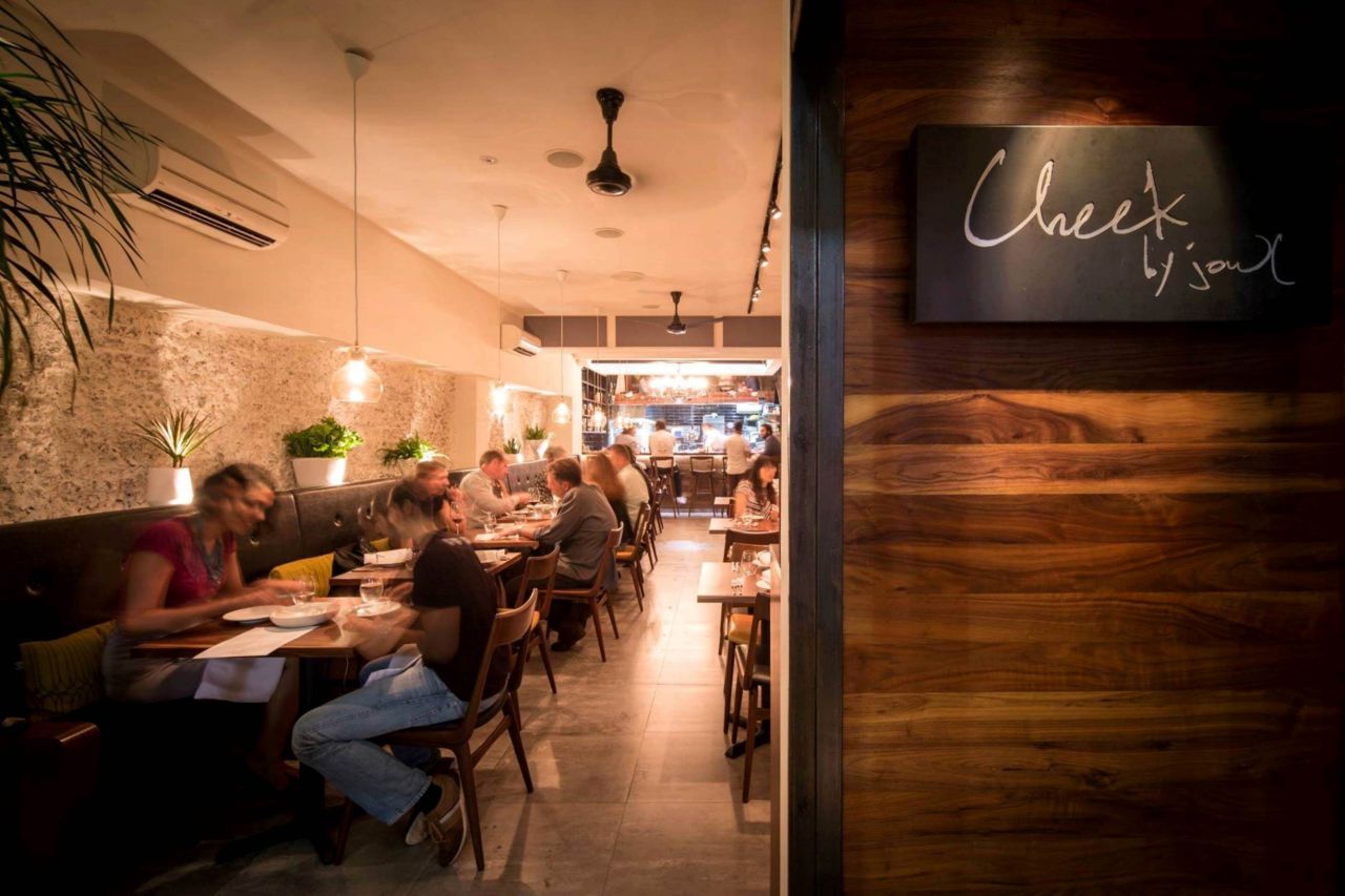 ร้าน Cheek by Jowl