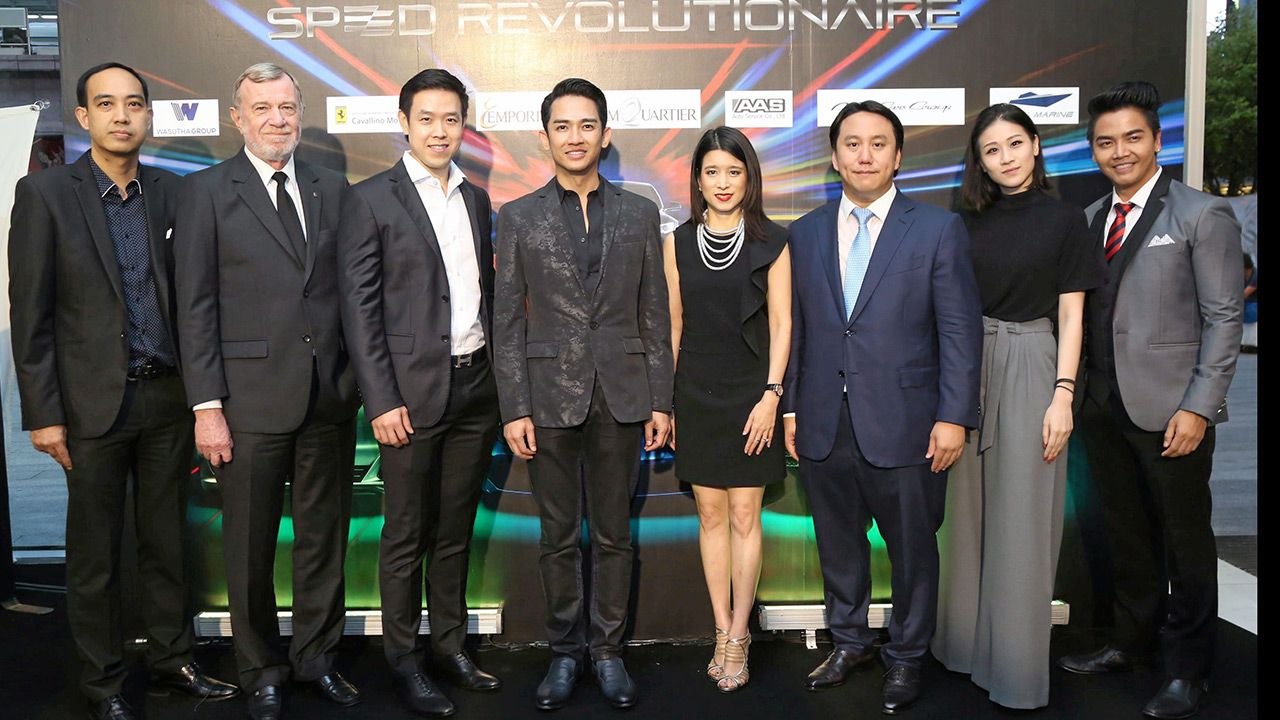 เขตเศรษฐี  -  มนาเทศ อันนวัฒน์ เปิด “ดิ เอ็มโพเรี่ยม ดิ เอ็มควอเทียร์ สปีด เรโวลูชันแนร์” งานรวมสุดยอดซุปเปอร์คาร์ ลักชัวรียอร์ชสุดหรู จัดถึง 28 ส.ค. โดยมี นันทมาลี ภิรมย์ภักดี, วิทวัส ชินบารมี, ปีเตอร์ โรห์เวอร์ และ วริศ ยงสกุล มาร่วมงานด้วย ที่ดิ เอ็มควอเทียร์ วันก่อน.