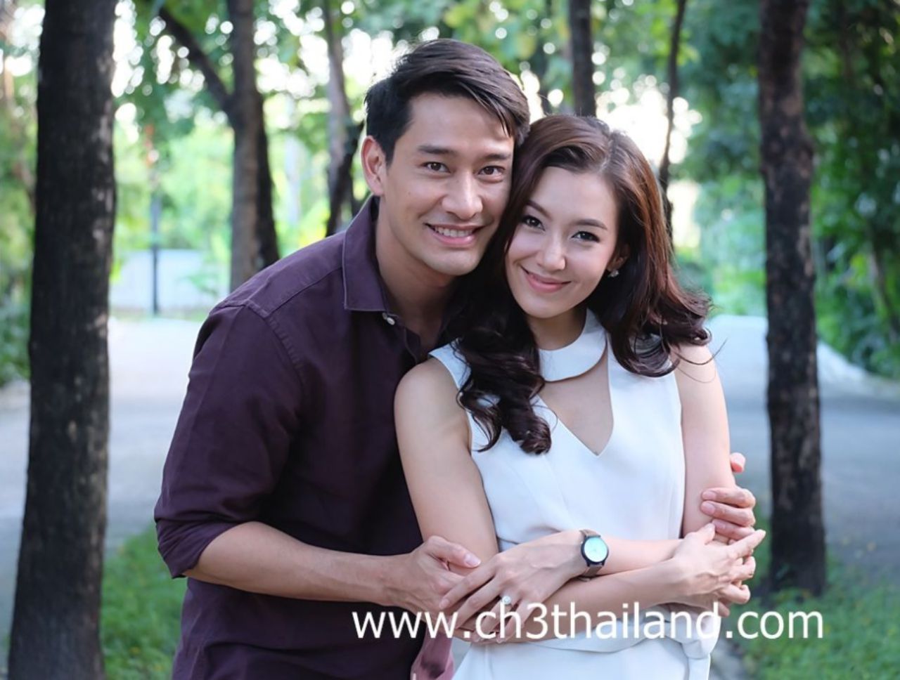 เบลล่า-ป้อง