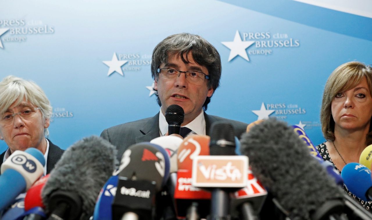 คาร์เลส ปุยจ์เดอมองต์ แถลงข่าวที่กรุงบรัสเซลส์ ประเทศเบลเยียม