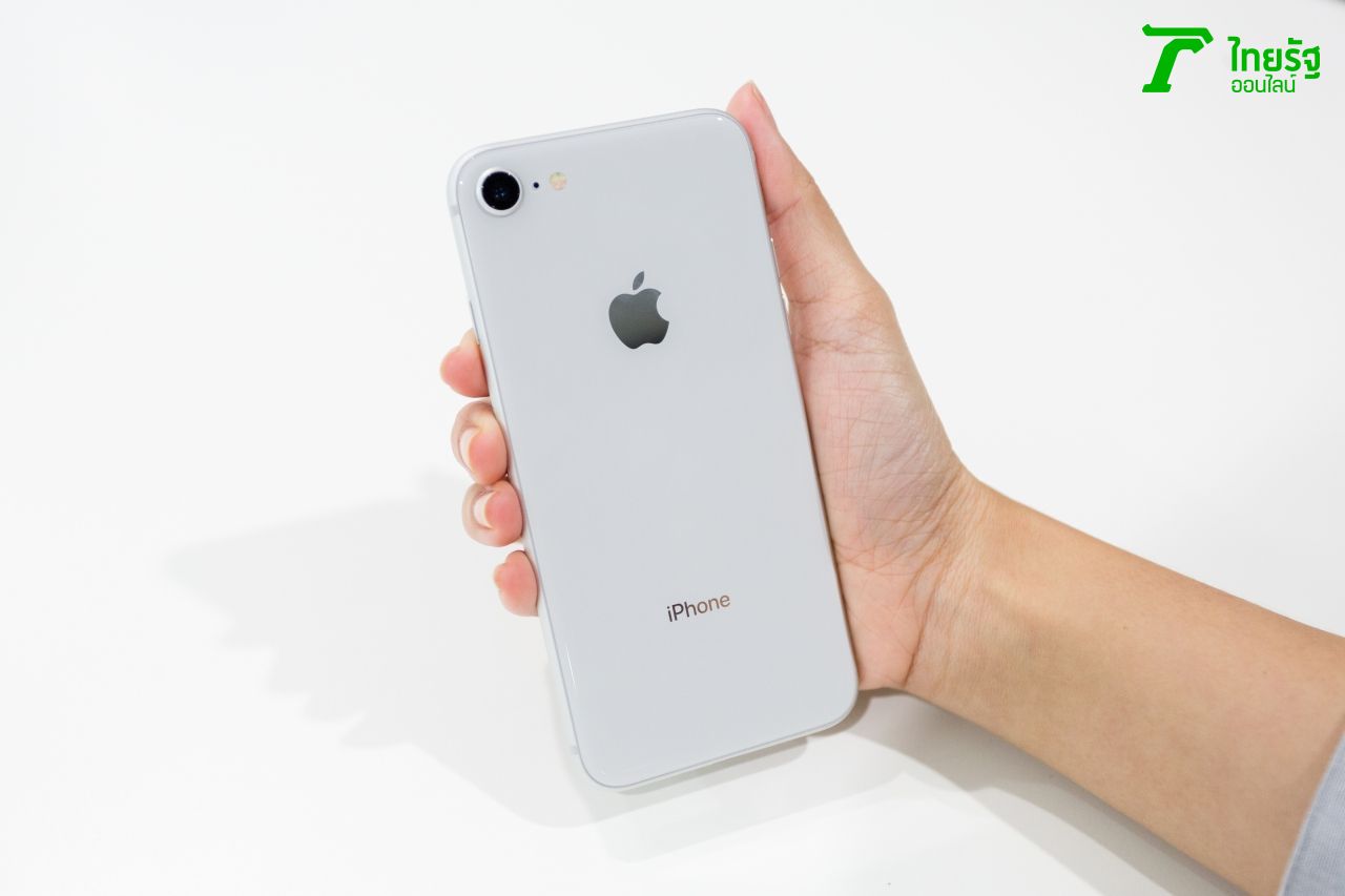 ด้านหลังไอโฟน8