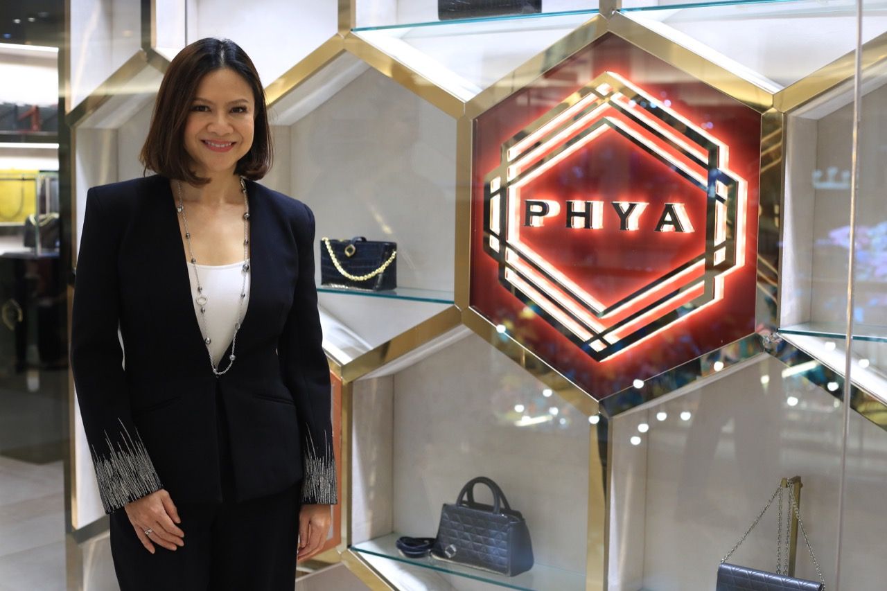 พญากระเป๋า คอลเลกชั่นพิเศษ