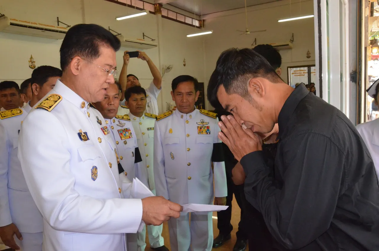 ลูกสุดซาบซึ้ง ในหลวงโปรดเกล้าฯพระราชทานเพลิงศพ ป้าจินตนา แม่ค้าจิตอาสา