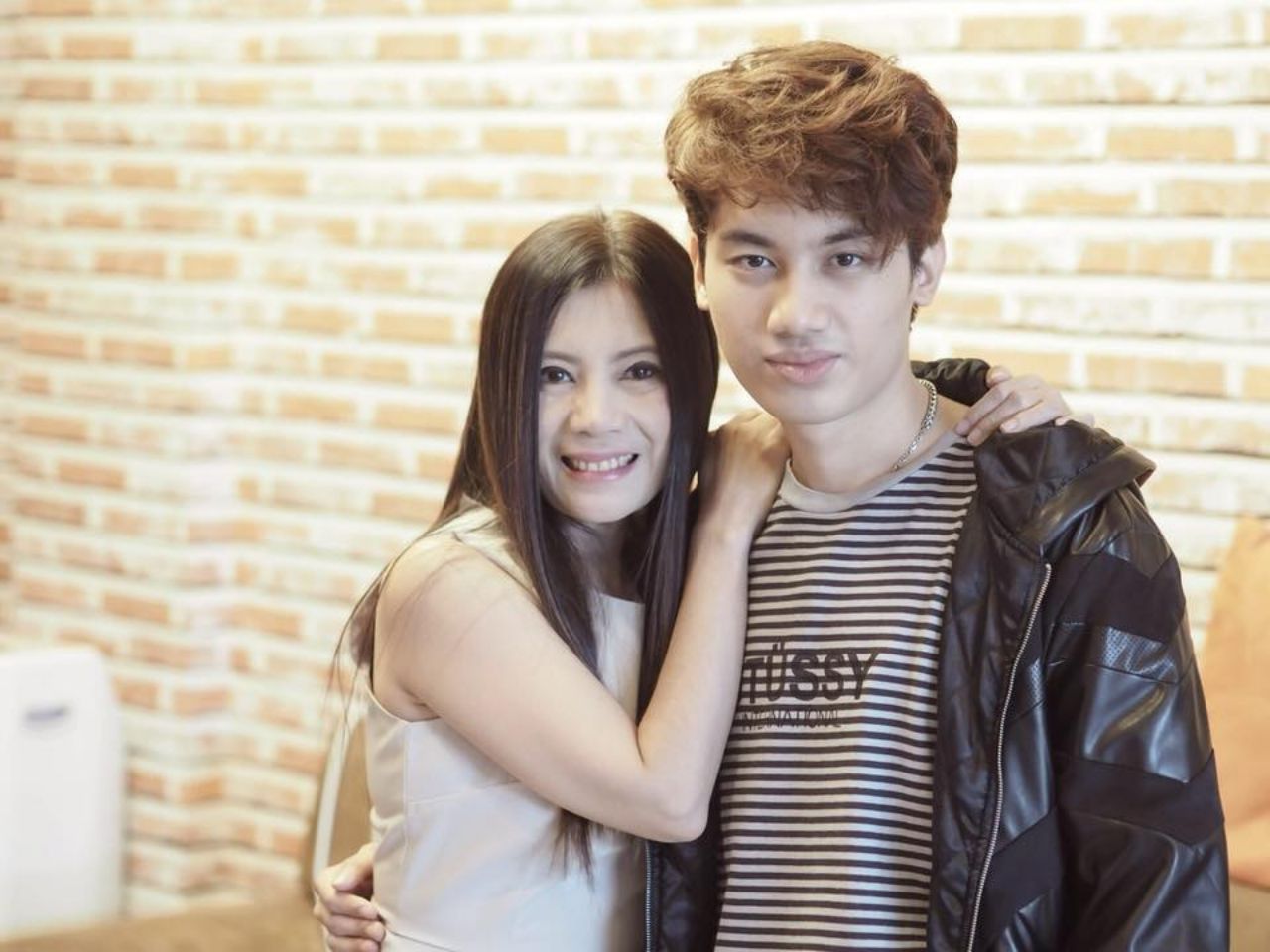 แม่กานต์กับลูกเสือ 