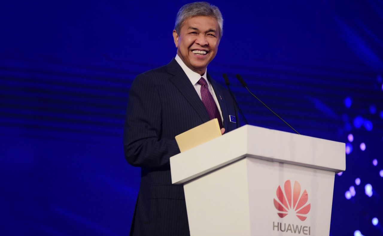 นายดาโต๊ะ ซรี ดร.อะห์หมัด ซาอิด ฮามิดี รองนายกรัฐมนตรีประเทศมาเลเซีย