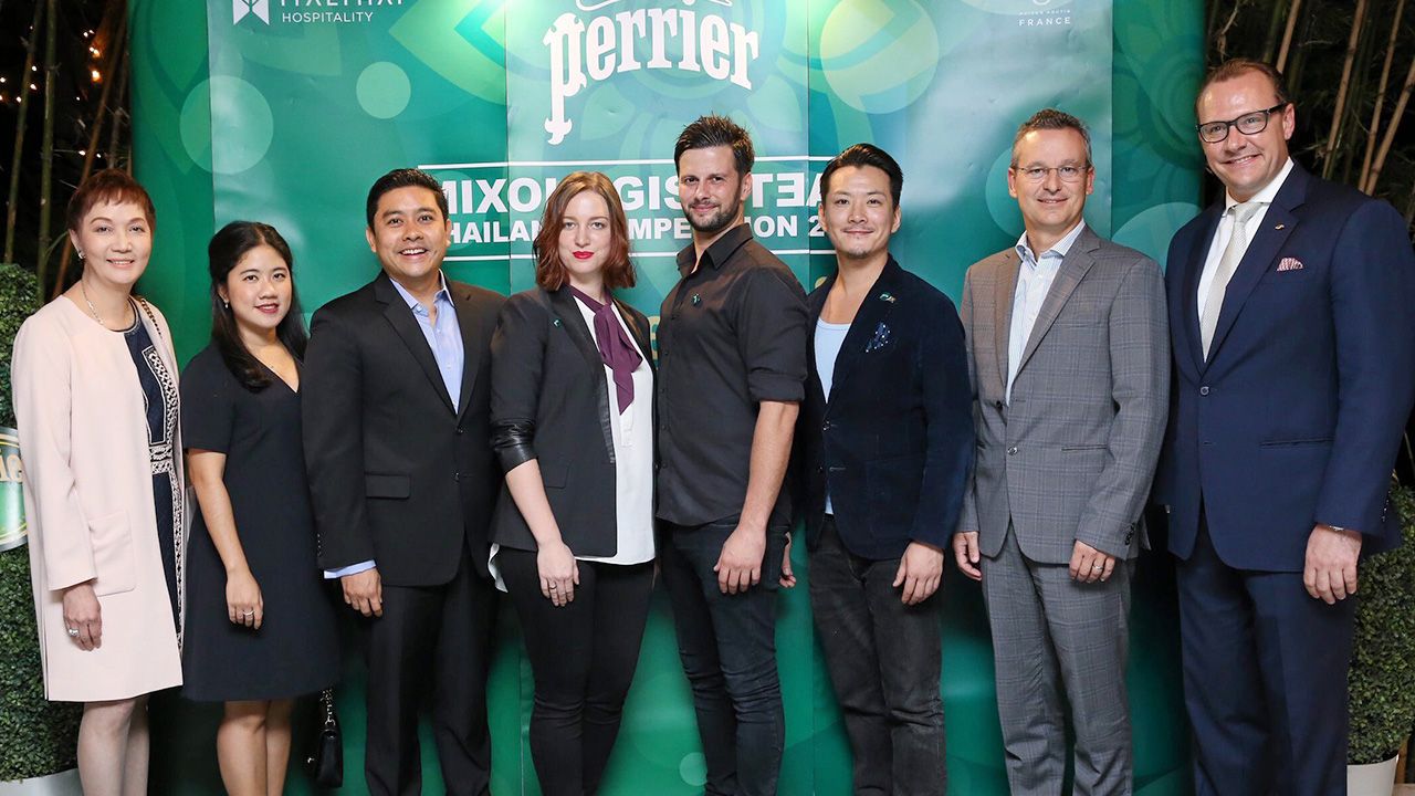 ดื่มเพลิน ยุทธชัย จรณะจิตต์ จัดกิจกรรม “Perrier X Guest Mixologist” เชิญ 3 มิกโซโลจิสต์ระดับโลกร่วมสร้างสรรค์เครื่องดื่มสุดเอ็กซ์คลูซีฟสะท้อนความเป็นไทย โดยมี ลูก้า คิโอด้า, จิตราพรรณ จรณะจิตต์ และ จารุวรรณ สัจจาวุธ มาร่วมงานด้วย ที่แมนดาริน โอเรียนเต็ล แบงค็อก วันก่อน.