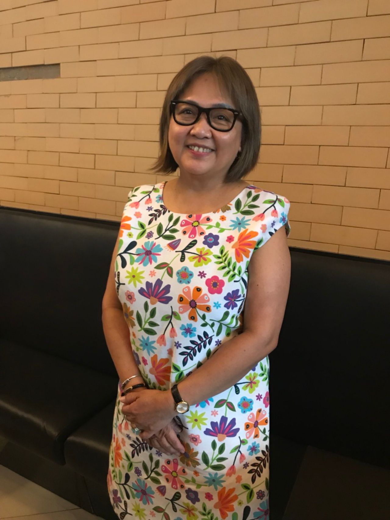 นางณัฏฐกานต์ ใบเงิน อายุ 59 ปี เจ้าของบริษัท Route 5971 อาชีพทำธุรกิจทัวร์ ช่วยทำหน้าที่ประสานงานให้กองละคร ทิวลิปทอง ที่เนเธอร์แลนด์