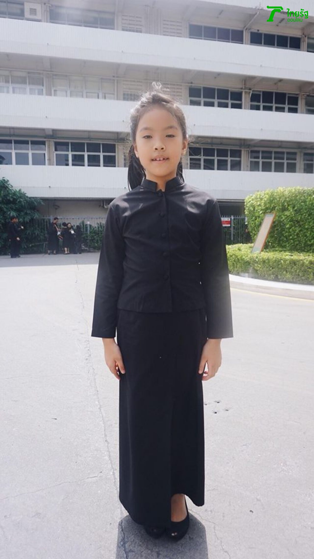 เด็กๆ มาด้วยหัวใจรักพระเจ้าอยู่หัว รัชกาลที่ 9