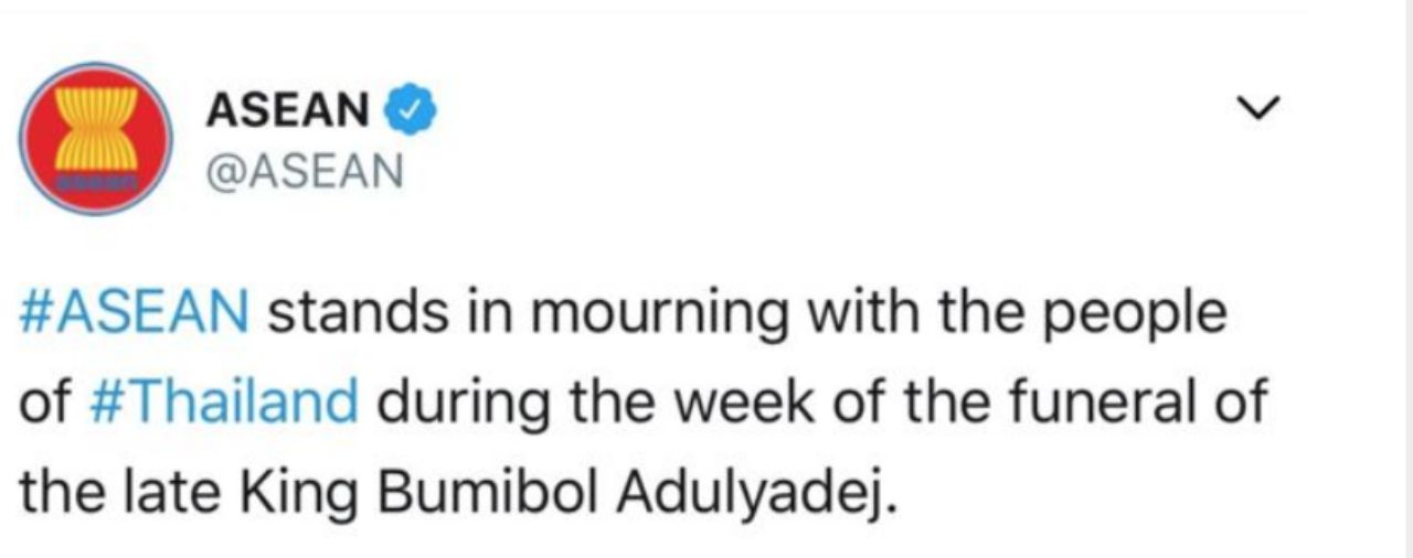 (สำนักงานเลขาธิการอาเซียนทวีต‘อาเซียนร่วมแสดงความอาลัย พร้อมกับประชาชนชาวไทยในสัปดาห์แห่งพระราชพิธีถวายพระเพลิงพระบรมศพ ในหลวง ร.9)