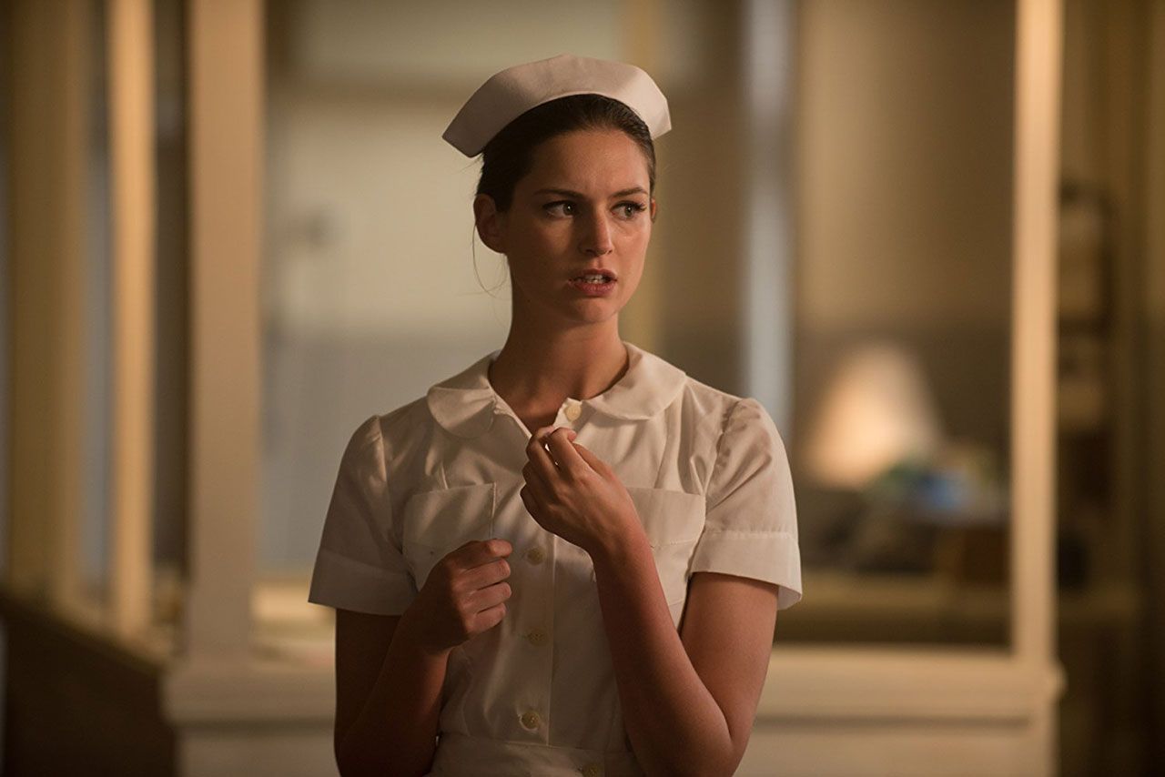 ลิซซี่ ไวท์ พยาบาลสาวสวย ที่พร้อมช่วยเหลือคนไข้ทุกคน