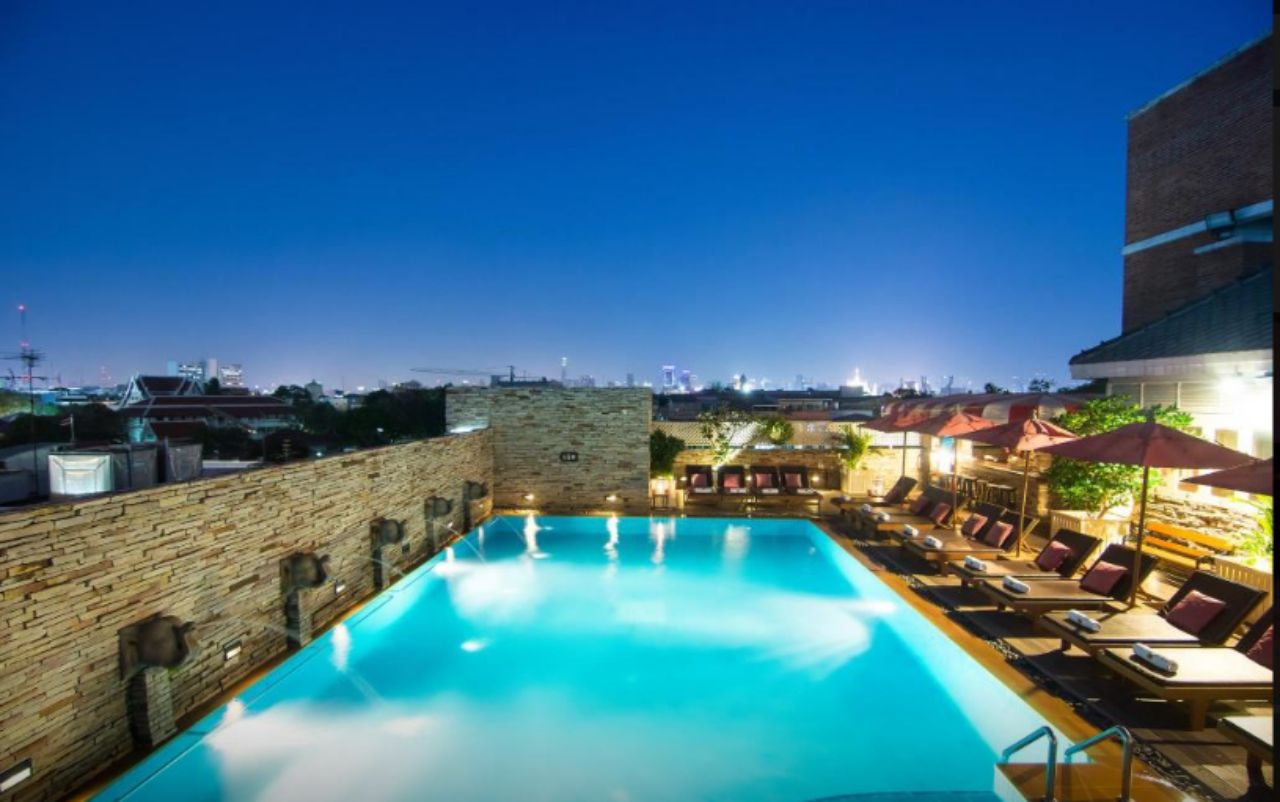 โรงแรมบัดดี้ ลอดจ์