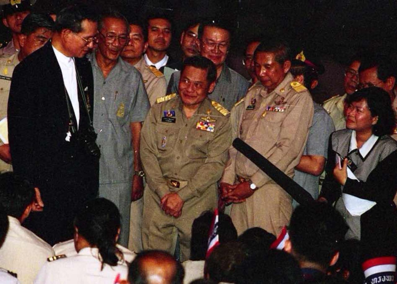 ภาพขณะตามเสด็จฯ ไปทำข่าวพระราชกรณียกิจที่ทรงเยี่ยมเยียนประชาชนตามพื้นที่ทุรกันดารในจังหวัดต่างๆ ทั่วประเทศ