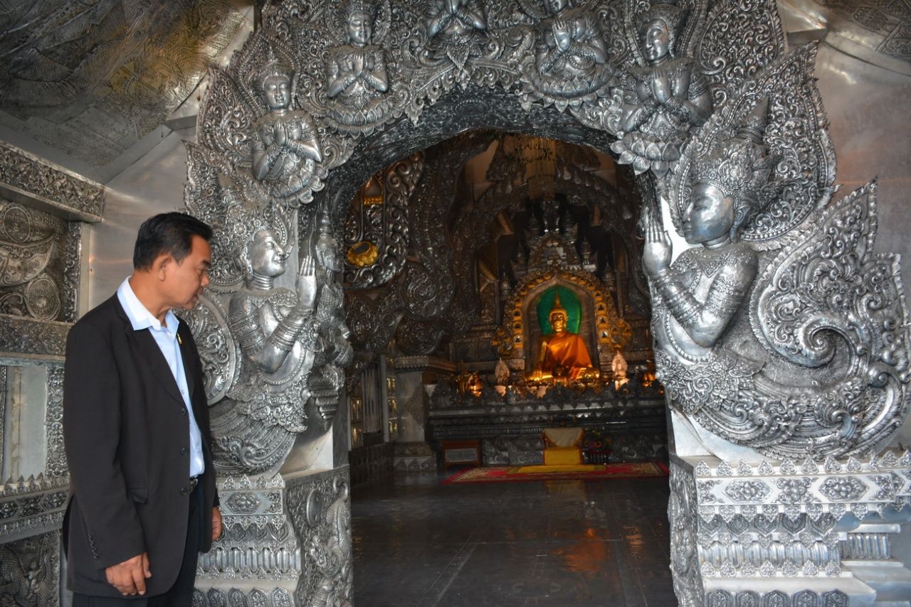 (ภายในพระอุโบสถ)